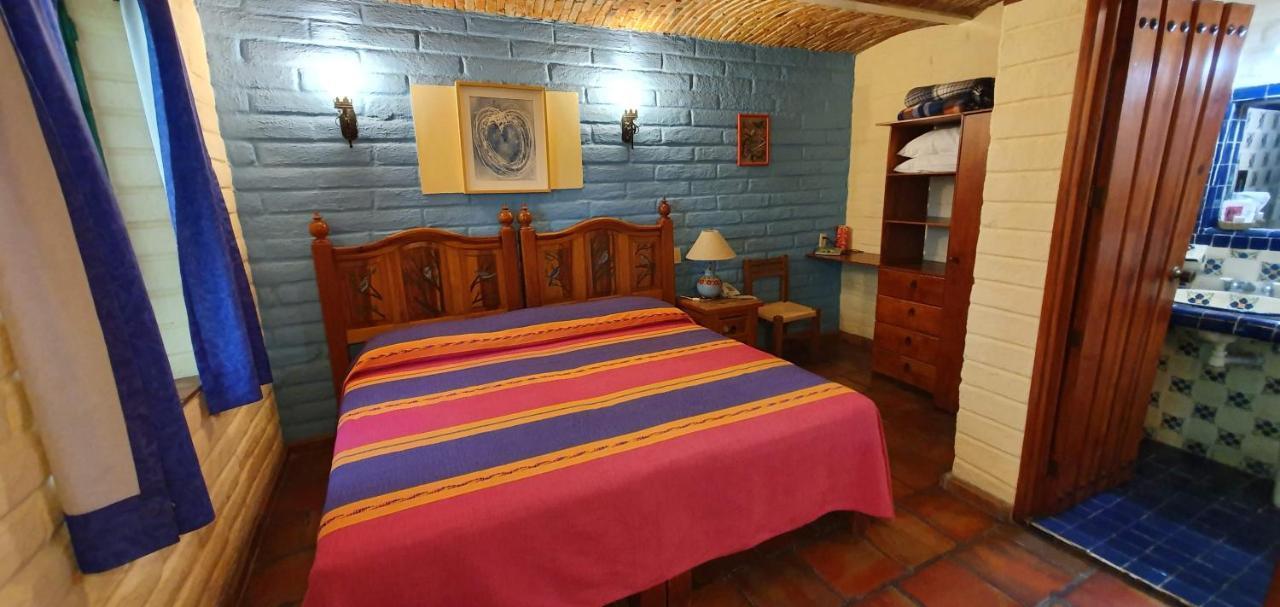 Bed and Breakfast Casa del Retoño Tlaquepaque Exterior foto