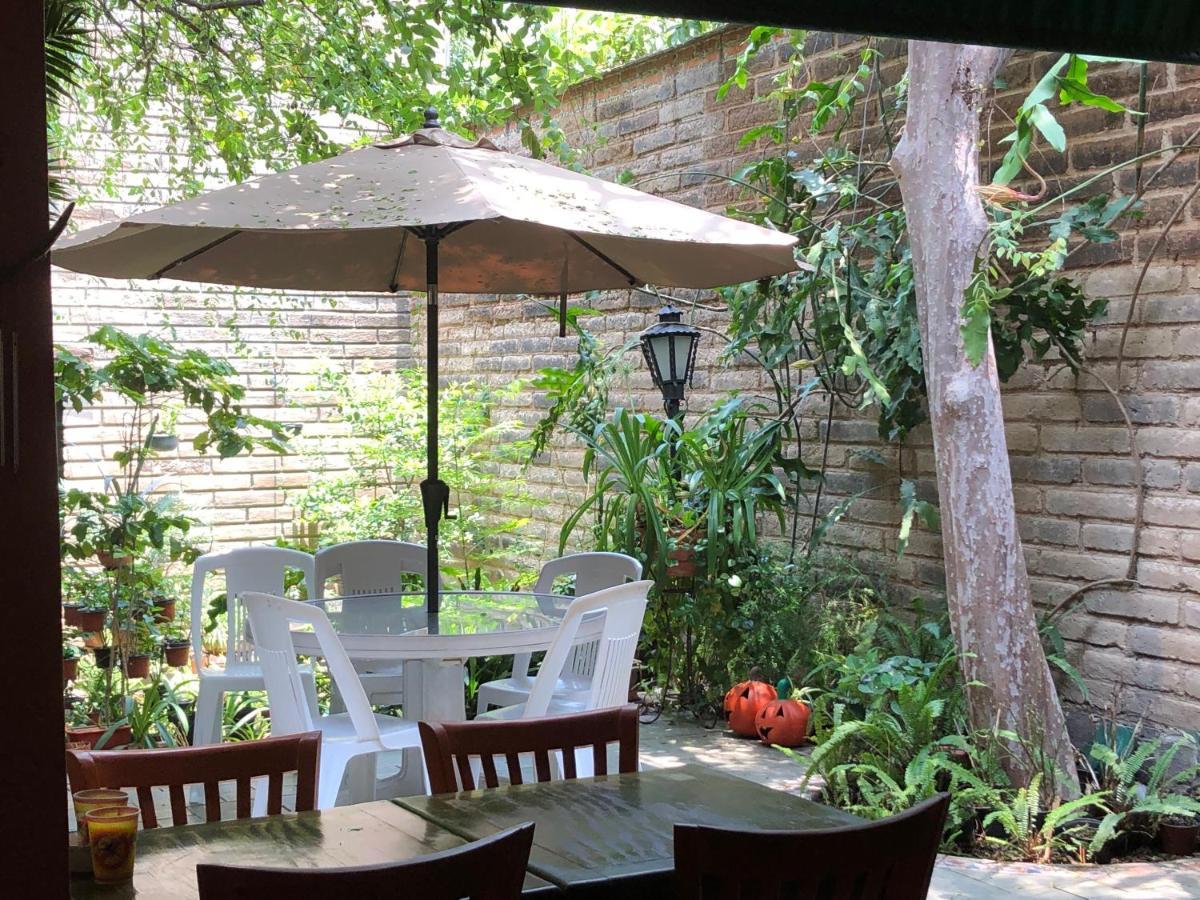Bed and Breakfast Casa del Retoño Tlaquepaque Exterior foto