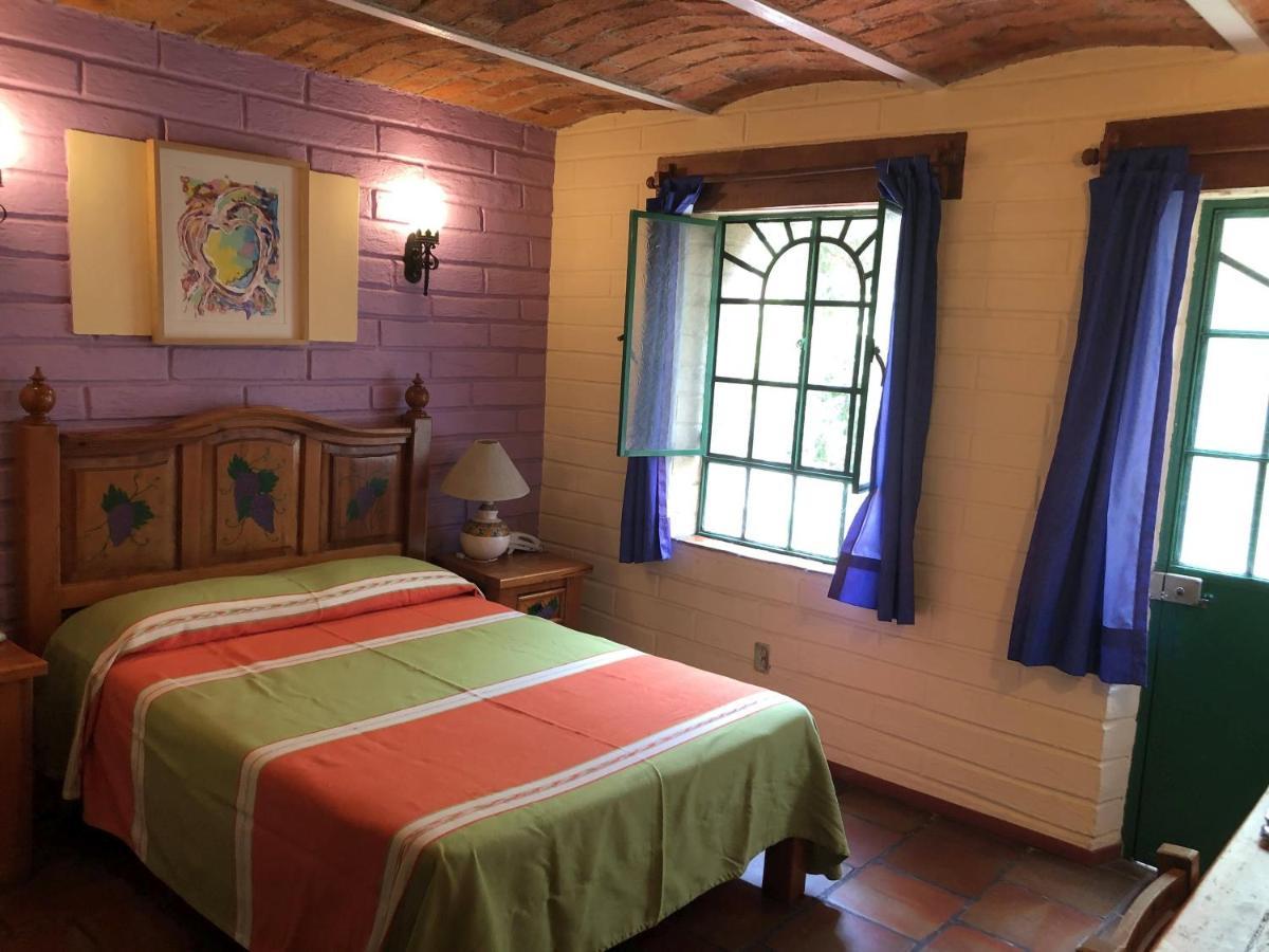 Bed and Breakfast Casa del Retoño Tlaquepaque Exterior foto