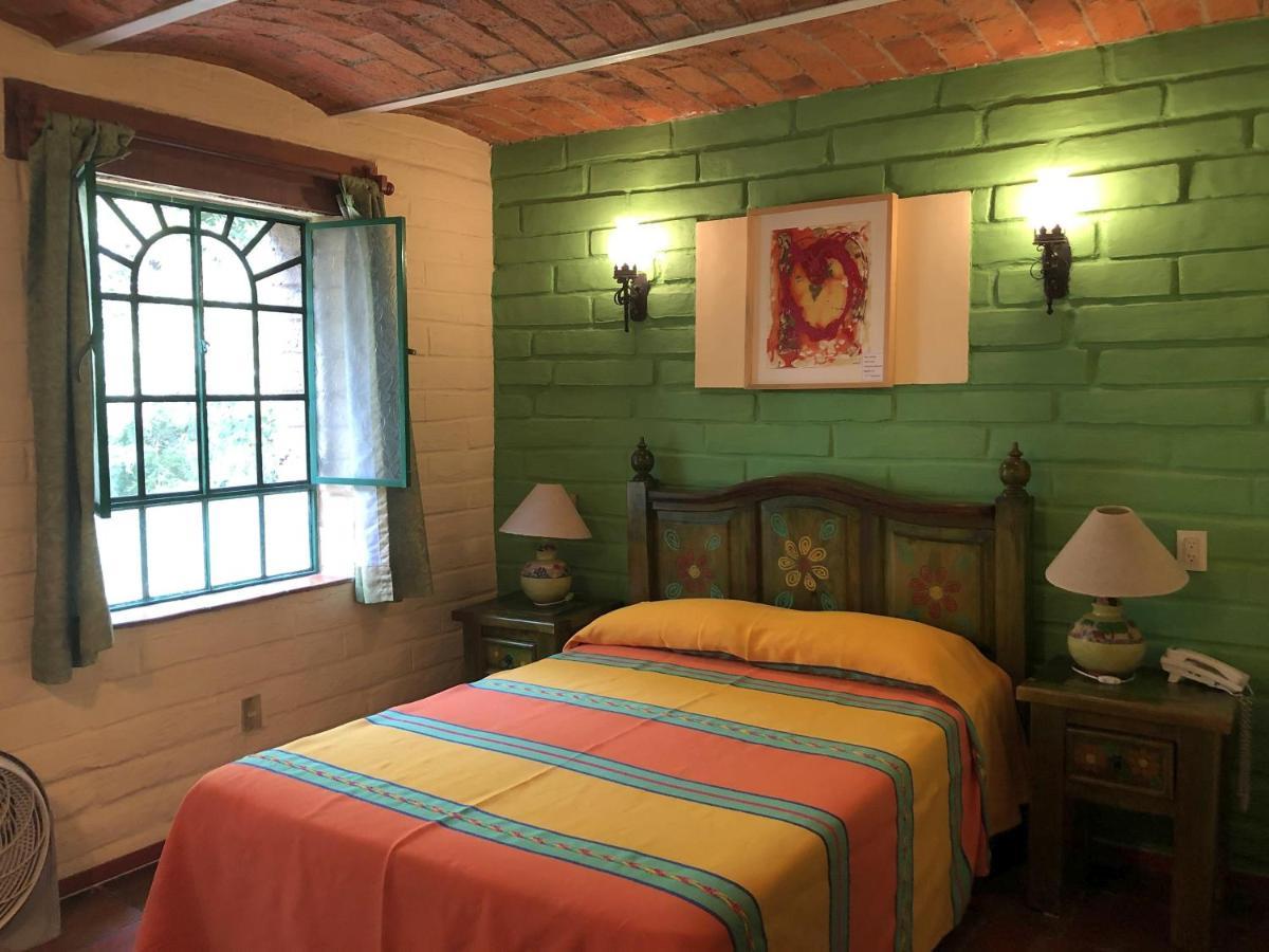 Bed and Breakfast Casa del Retoño Tlaquepaque Exterior foto