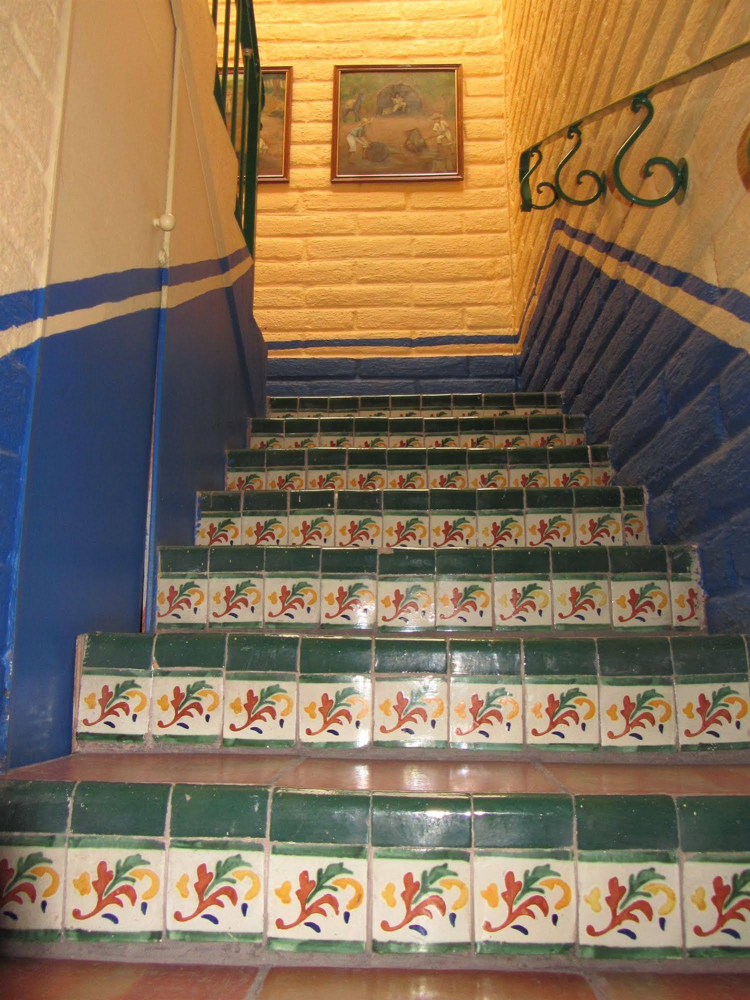 Bed and Breakfast Casa del Retoño Tlaquepaque Exterior foto